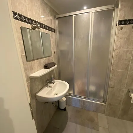 Moeblierte Im Zentrum Ottersbergs Fuer Monteure Und Geschaeftlich Reisende Apartamento *